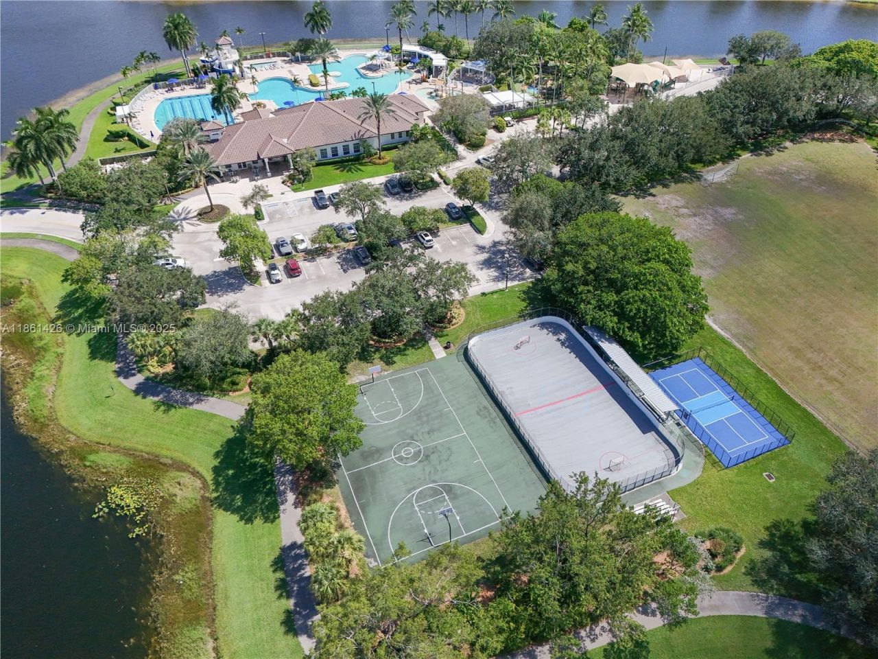 1600 Blue Jay Cir, Weston, FL 33327 Photo