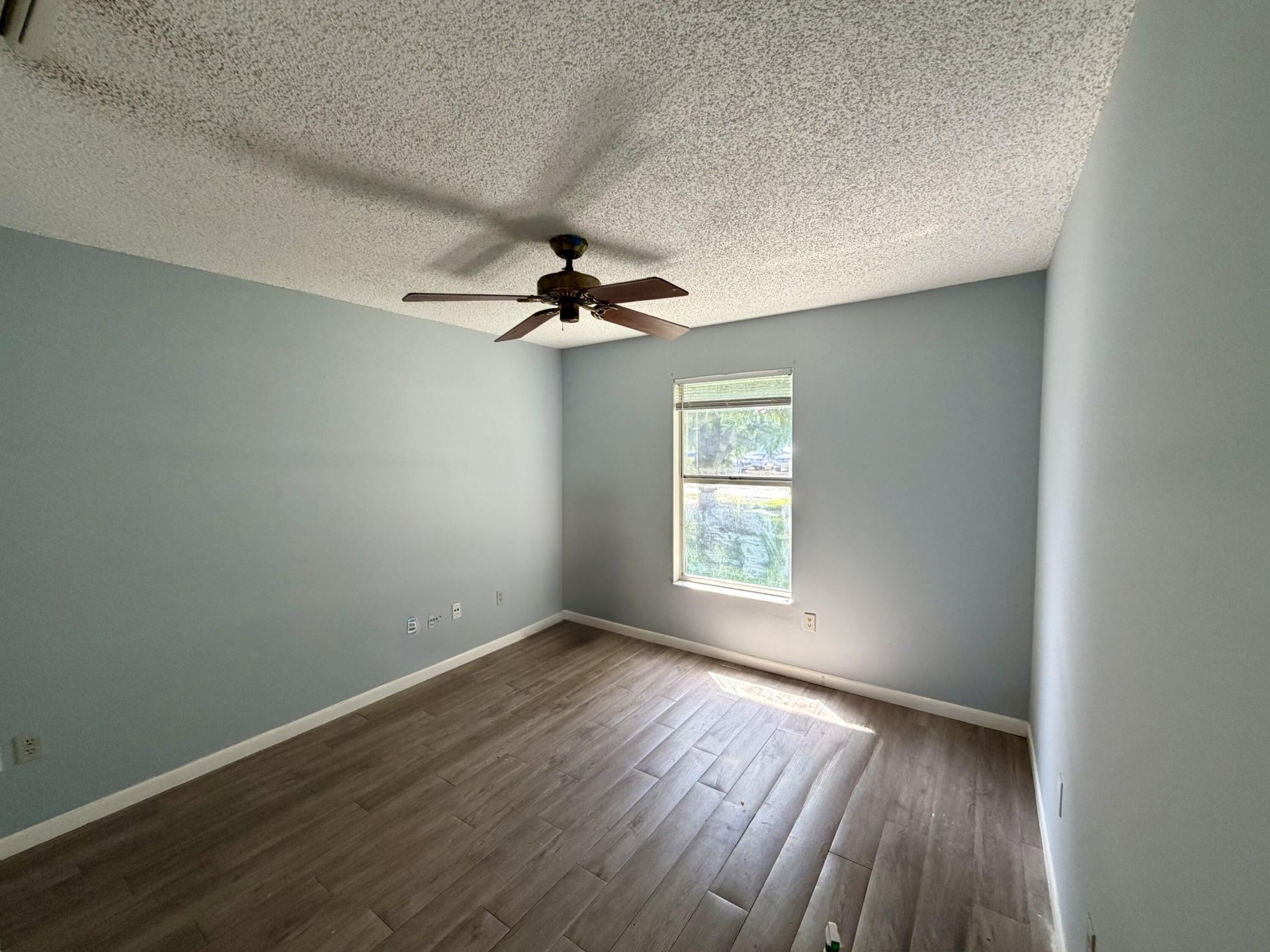 332 Fleming Avenue, Greenacres, FL 33463 Photo