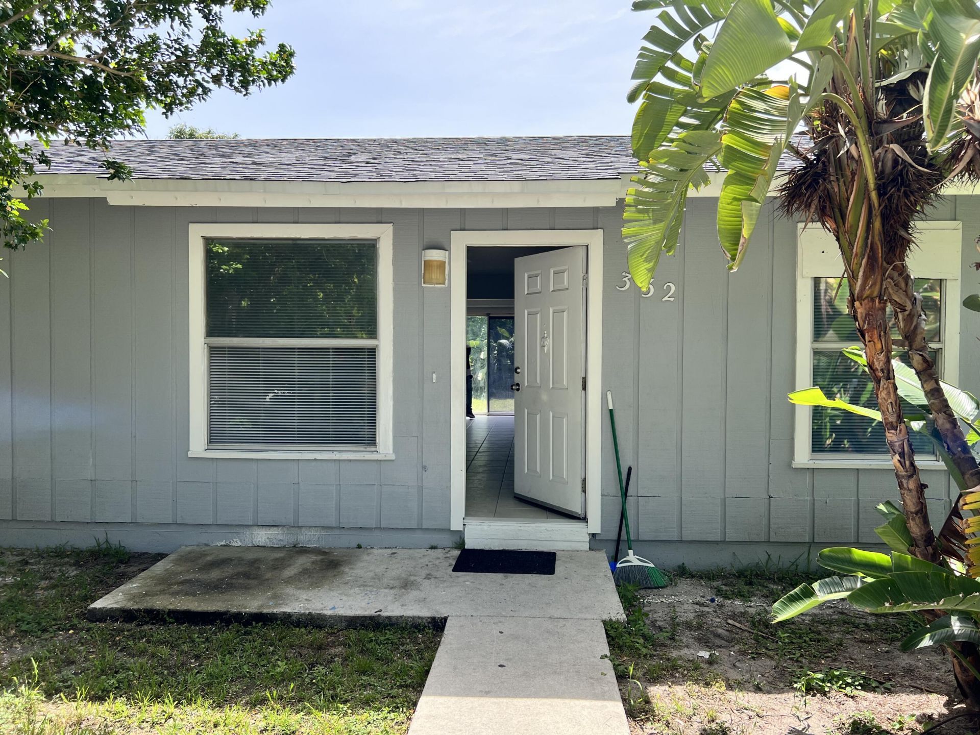 332 Fleming Avenue, Greenacres, FL 33463 Photo