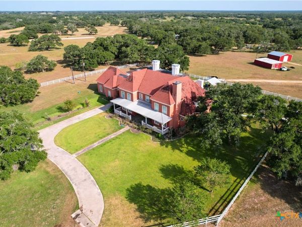 603 CR 438 Road, Yoakum, TX 77995