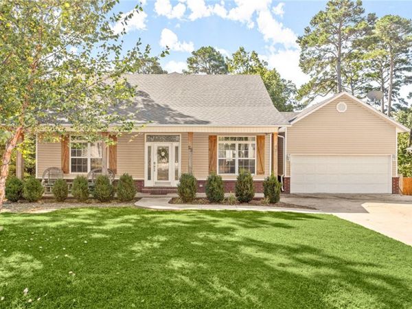 23 Cumbrian Drive, Bella Vista, AR 72714