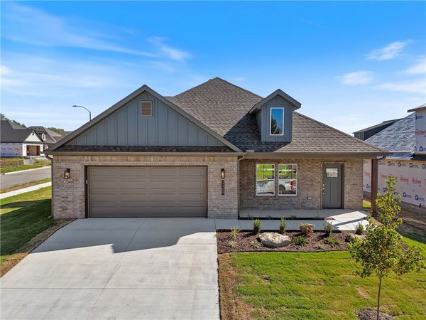 2309 N Lexington Street, Siloam Springs, AR 72761