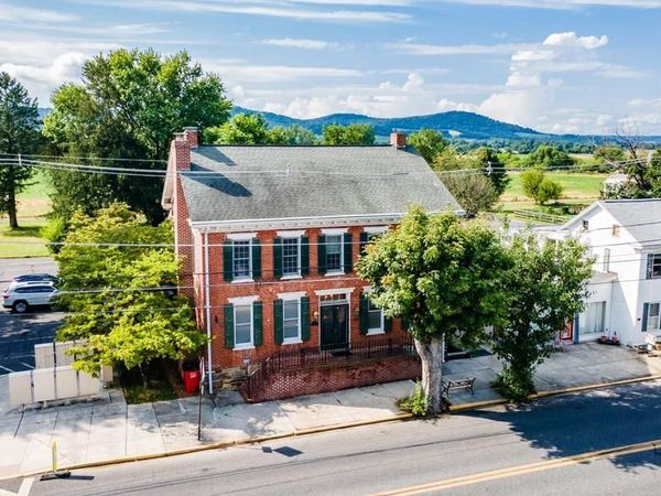 103 E MAIN STREET, FAIRFIELD, PA 17320