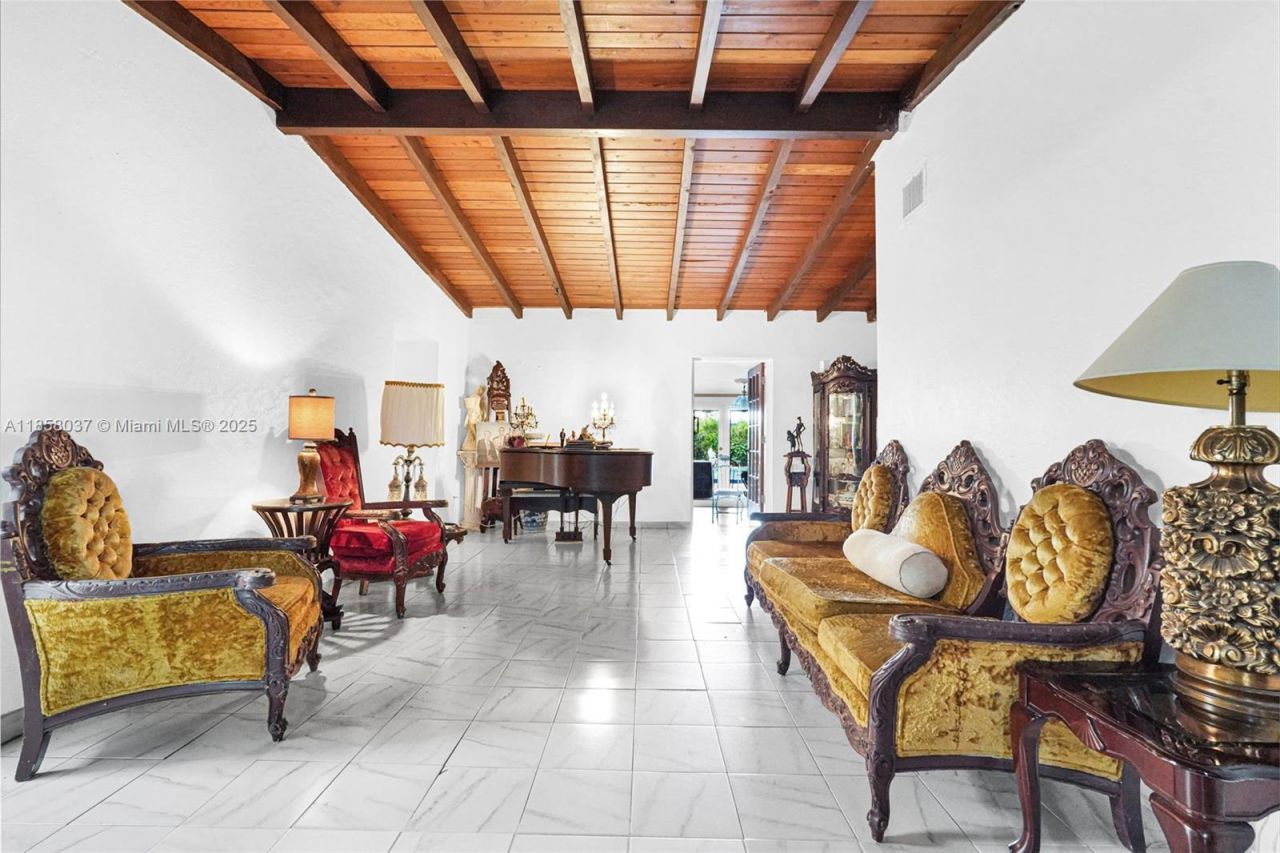 3711 SW 87th Ave, Miami, FL 33165 Photo