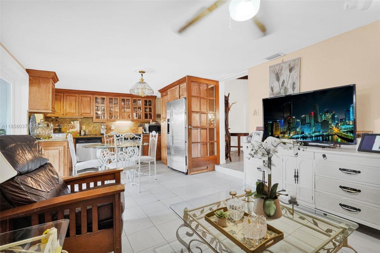 3711 SW 87th Ave, Miami, FL 33165 Photo