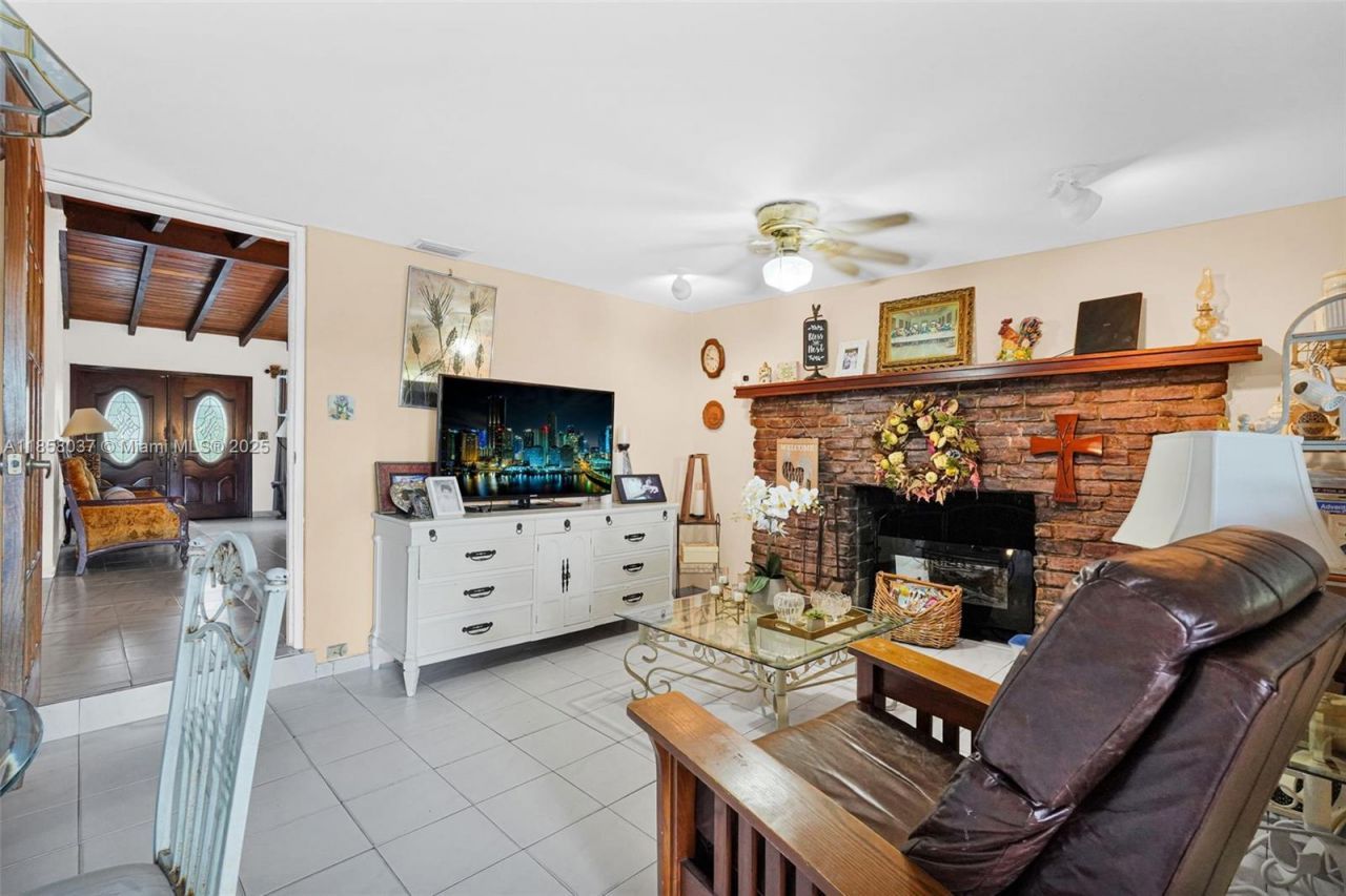 3711 SW 87th Ave, Miami, FL 33165 Photo