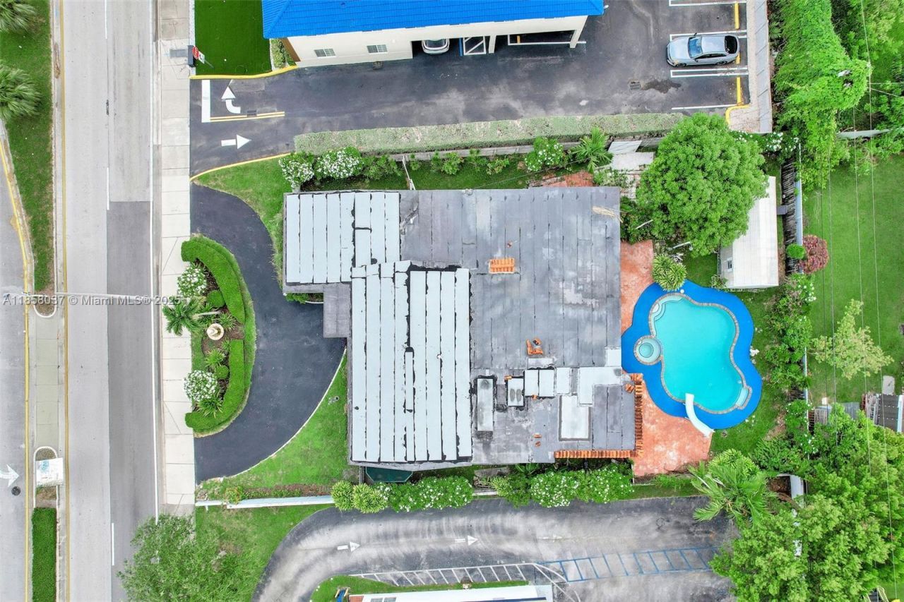 3711 SW 87th Ave, Miami, FL 33165 Photo