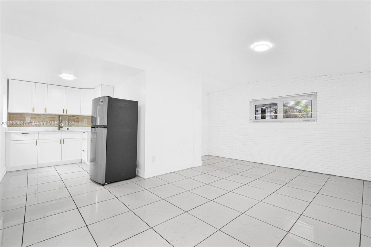 3711 SW 87th Ave, Miami, FL 33165 Photo