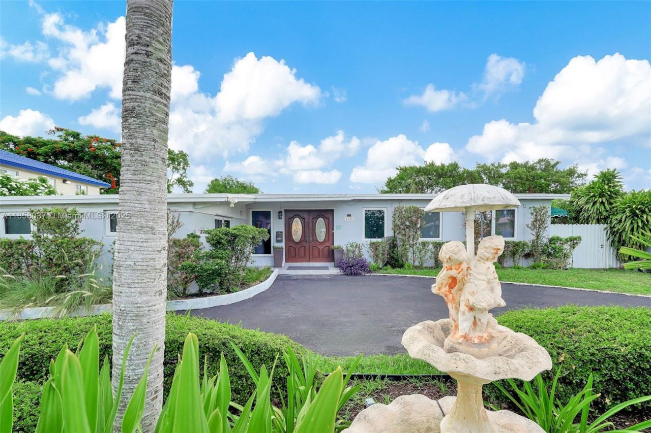 3711 SW 87th Ave, Miami, FL 33165 Photo