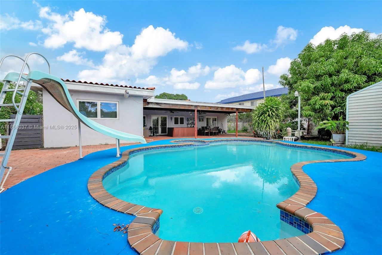 3711 SW 87th Ave, Miami, FL 33165 Photo