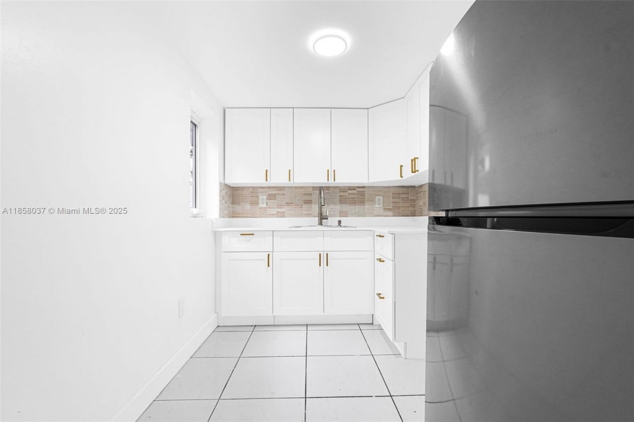 3711 SW 87th Ave, Miami, FL 33165 Photo