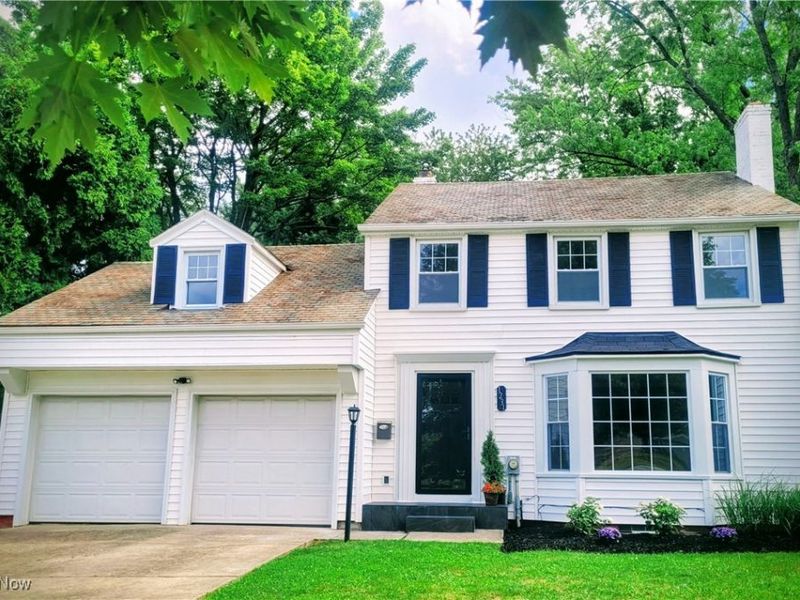 1231 Hereford Road, Cleveland Heights, OH 44118 Photo 2