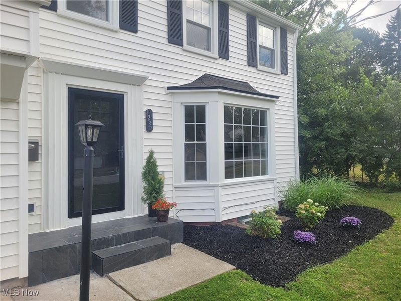 1231 Hereford Road, Cleveland Heights, OH 44118 Photo 3