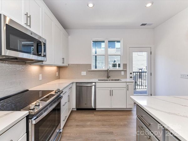 7011 Impulse Court, Charlotte, NC 28205