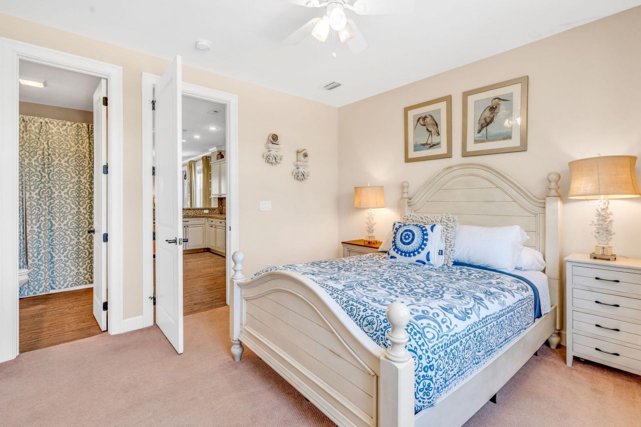 231 Sombrero Beach Road, Unit 1, Marathon, FL 33050 Photo