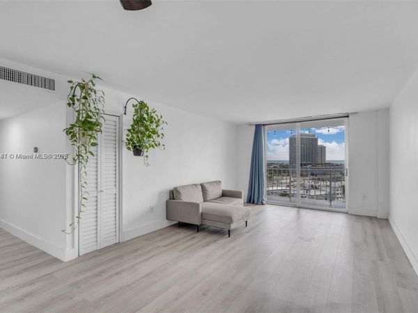 6900 Bay Dr, Unit 11F, Miami Beach, FL 33141