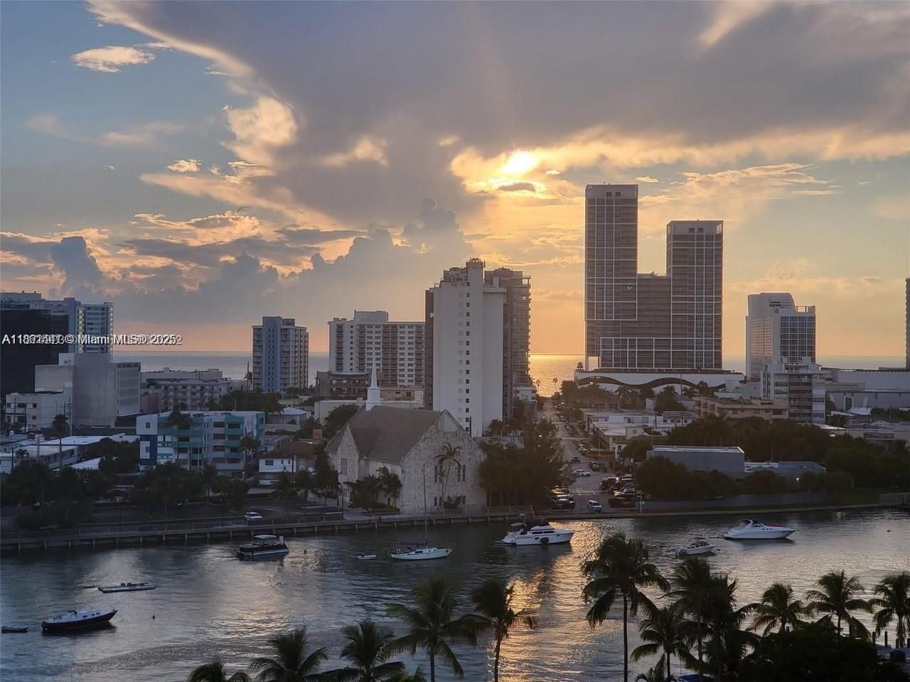 6900 Bay Dr, Unit 11F, Miami Beach, FL 33141 Photo