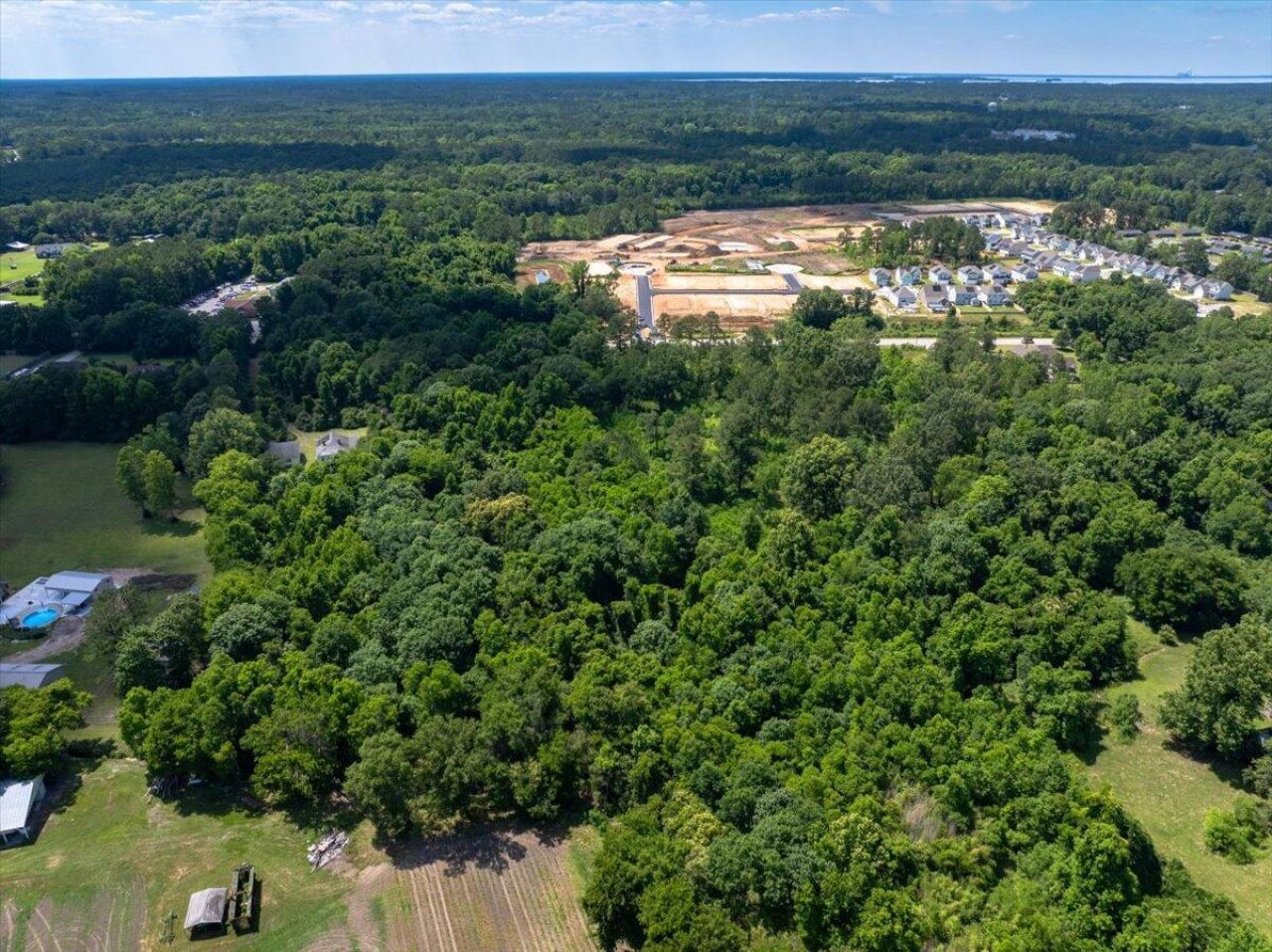 1262 Old Hwy 52 Photo 6