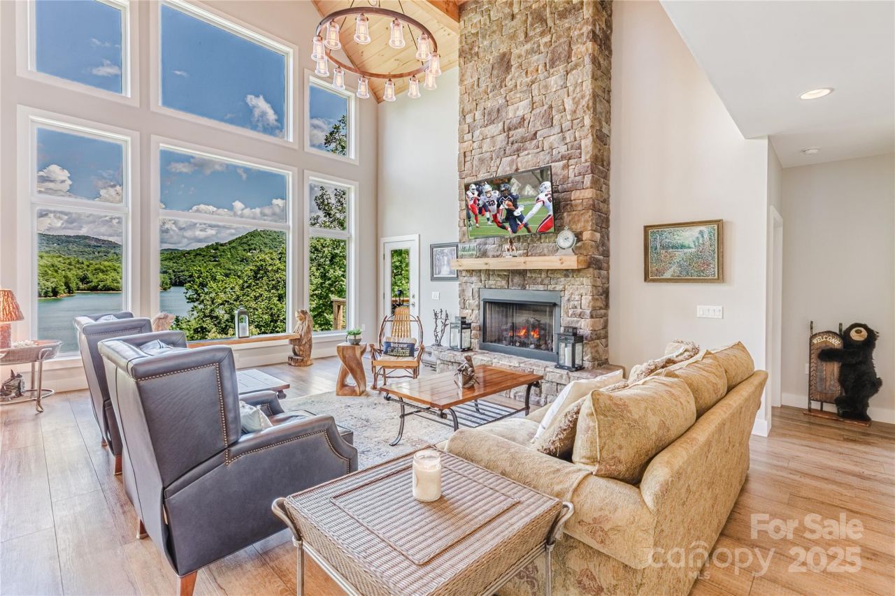 216 Alarka Point, Bryson City, NC 28713 Main Photo