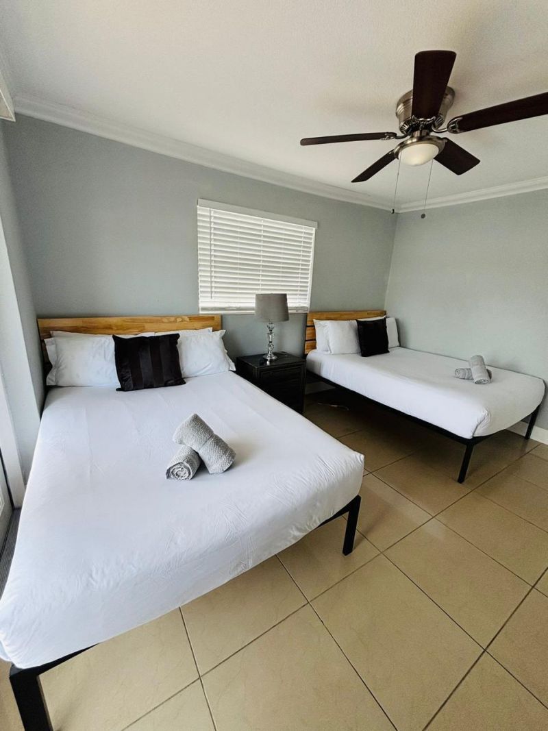 2010 NE 1st Avenue, Pompano Beach, FL 33060 Photo