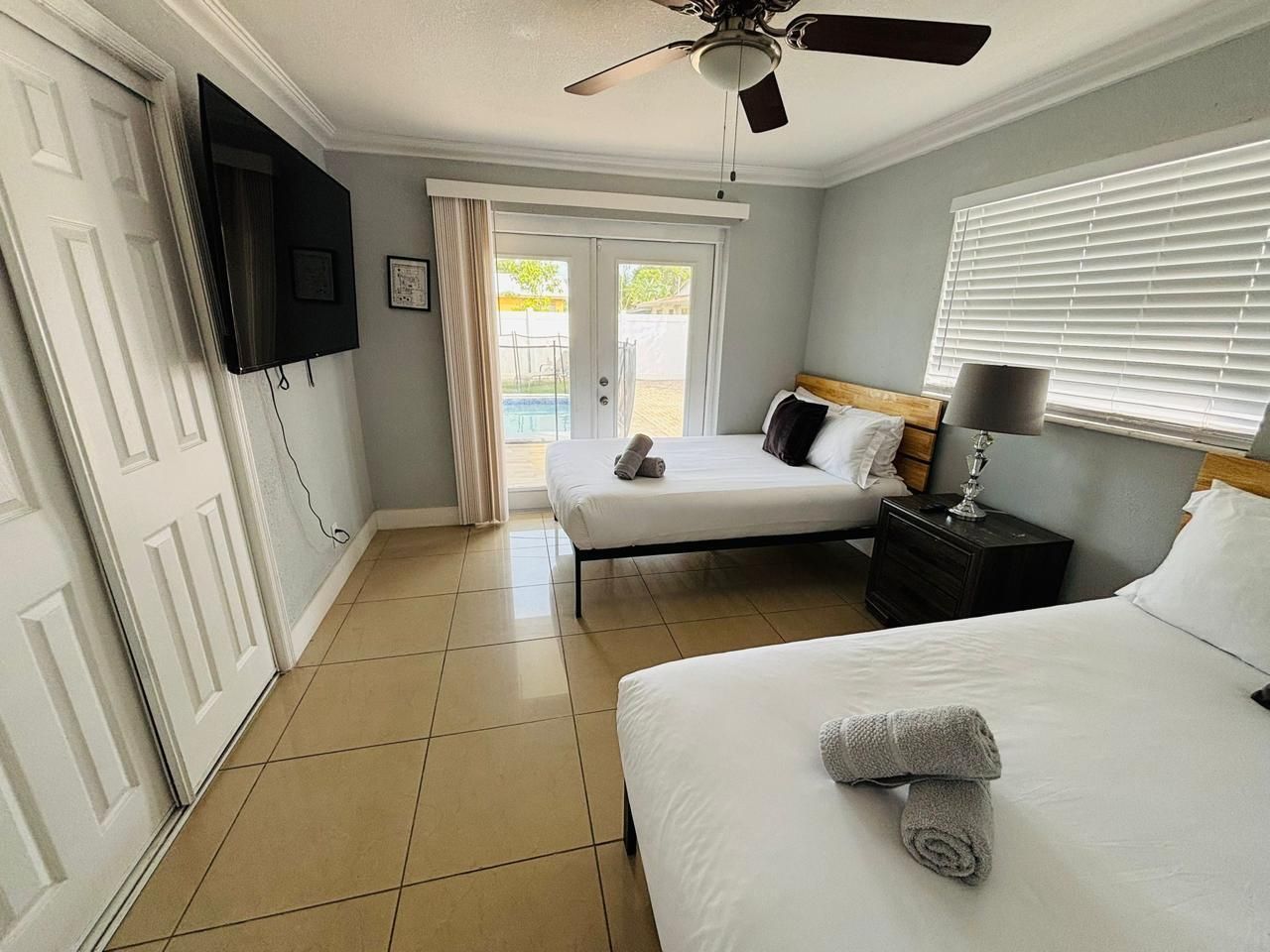 2010 NE 1st Avenue, Pompano Beach, FL 33060 Photo