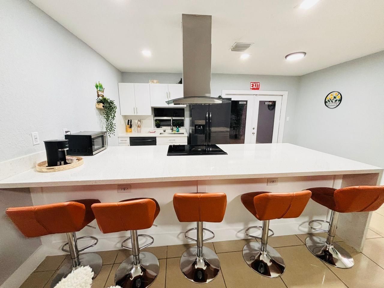 2010 NE 1st Avenue, Pompano Beach, FL 33060 Photo