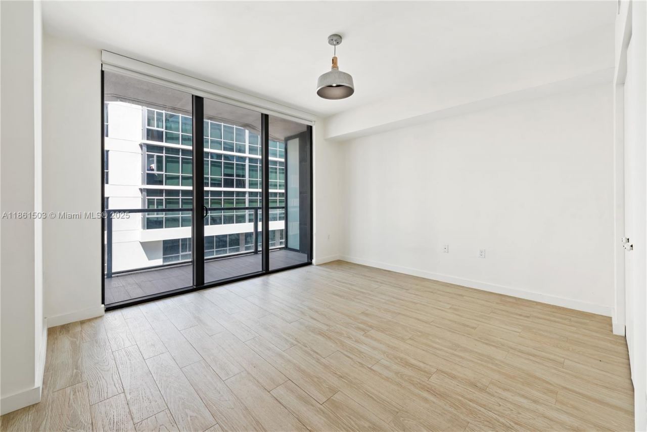 201 SW 17th Rd, Unit 502, Miami, FL 33129 Photo