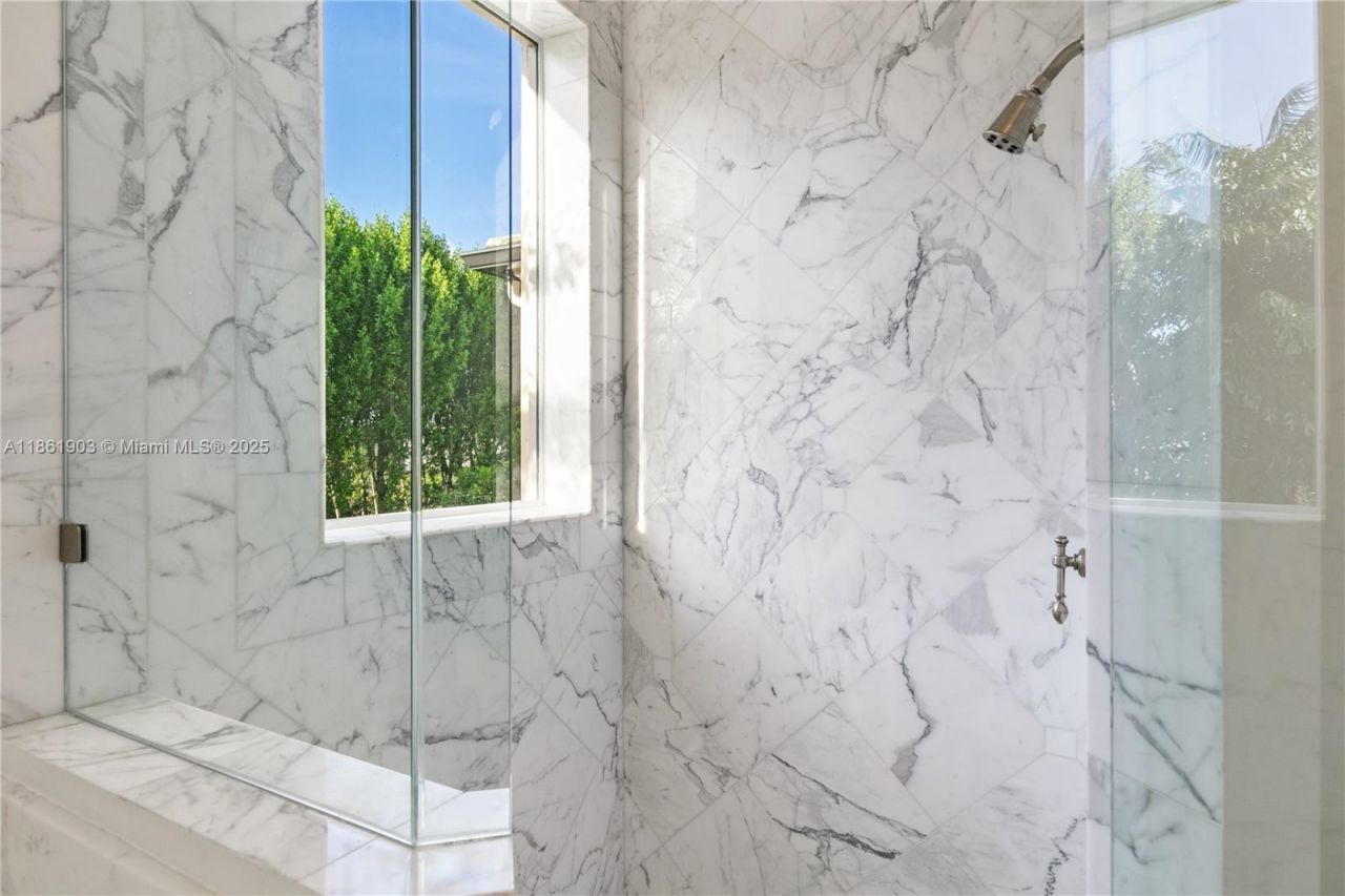 2951 Lake Ridge Ln, Weston, FL 33332 Photo