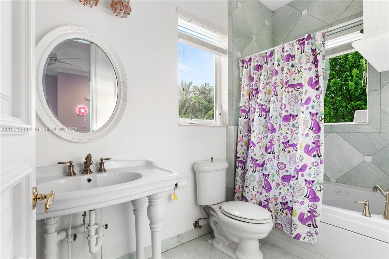 2951 Lake Ridge Ln, Weston, FL 33332 Photo