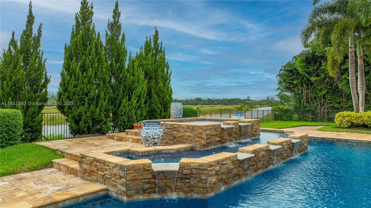 2951 Lake Ridge Ln, Weston, FL 33332 Photo