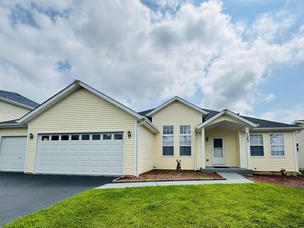 3063 Merseyshire Lane, MACHESNEY PARK, IL 61115