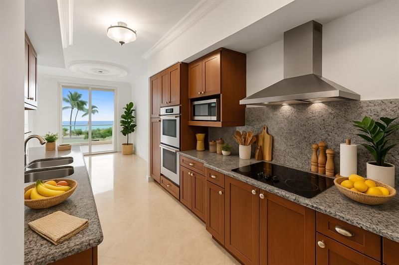 1063 Hillsboro Mile, Unit 203, Hillsboro Beach, FL 33062 Photo