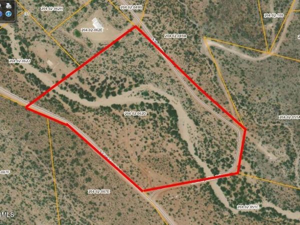 352XX S Cow Creek Road Road N, Unit 33, Morristown, AZ 85342