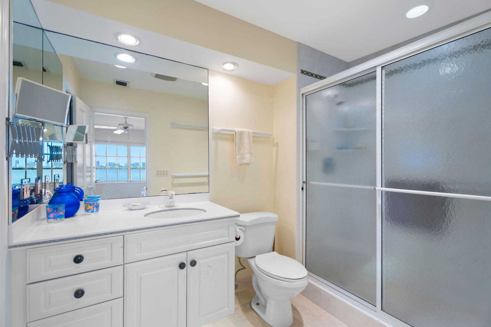 371 Wilma Circle, Unit 5, Riviera Beach, FL 33404 Photo