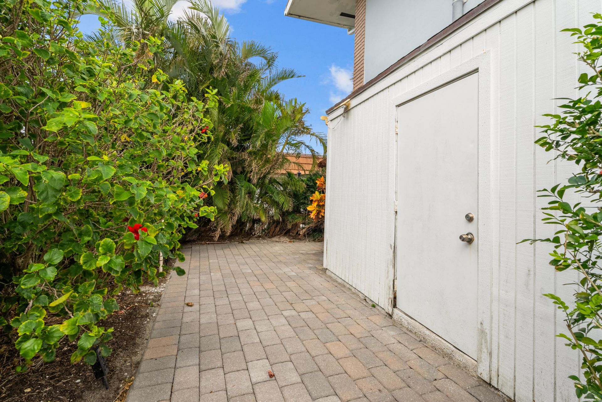 371 Wilma Circle, Unit 5, Riviera Beach, FL 33404 Photo