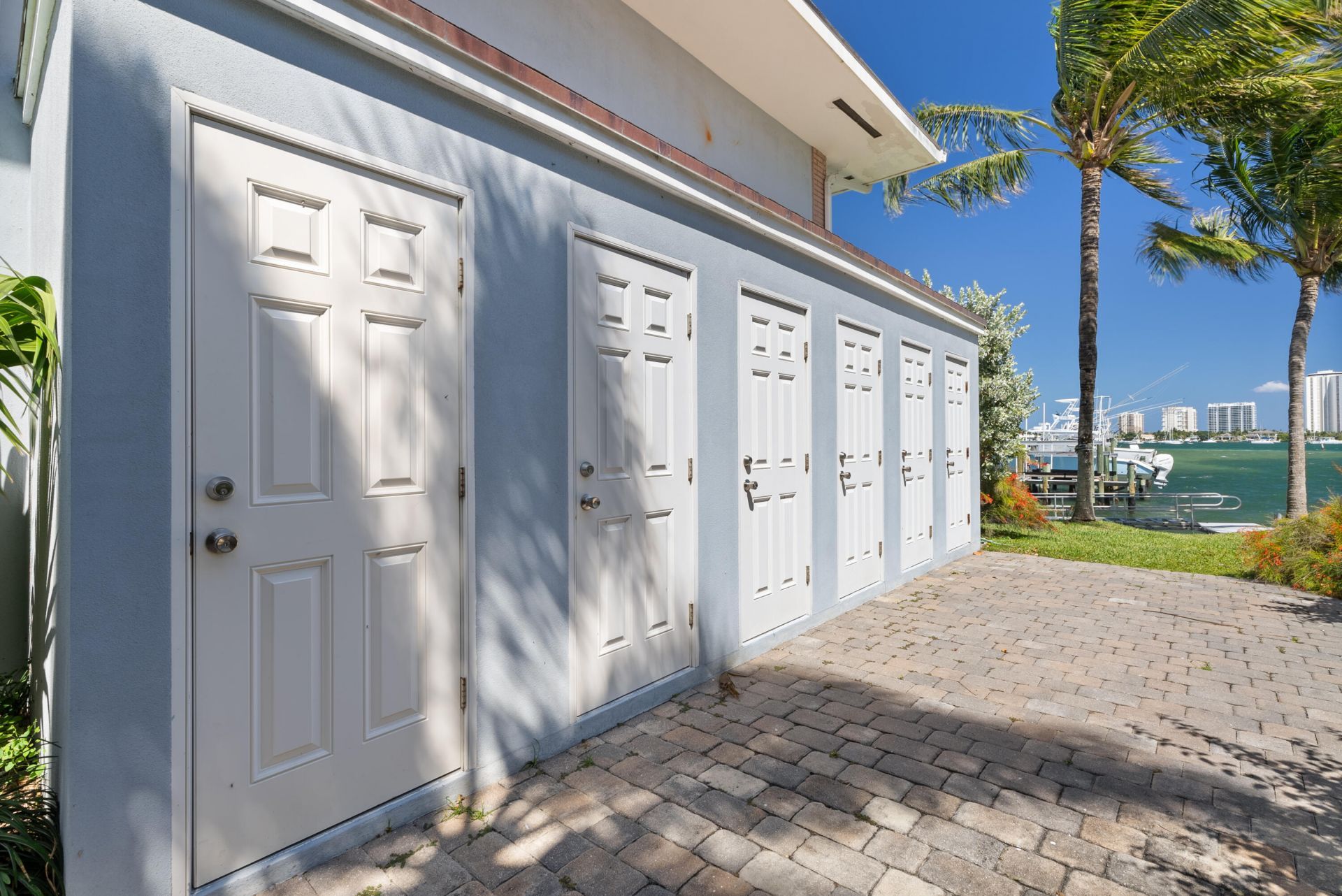 371 Wilma Circle, Unit 5, Riviera Beach, FL 33404 Photo