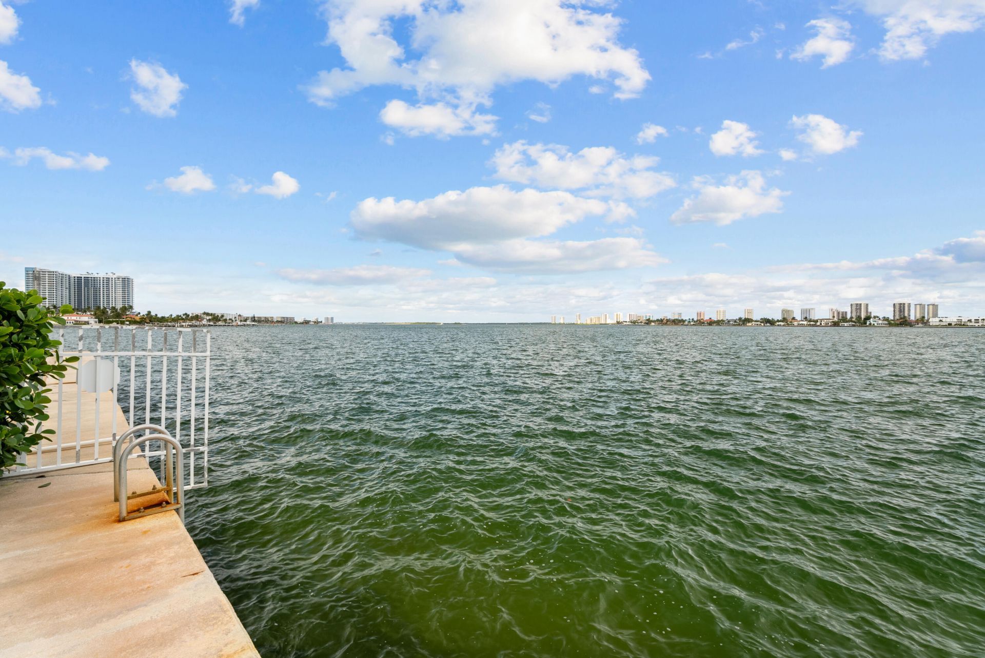 371 Wilma Circle, Unit 5, Riviera Beach, FL 33404 Photo