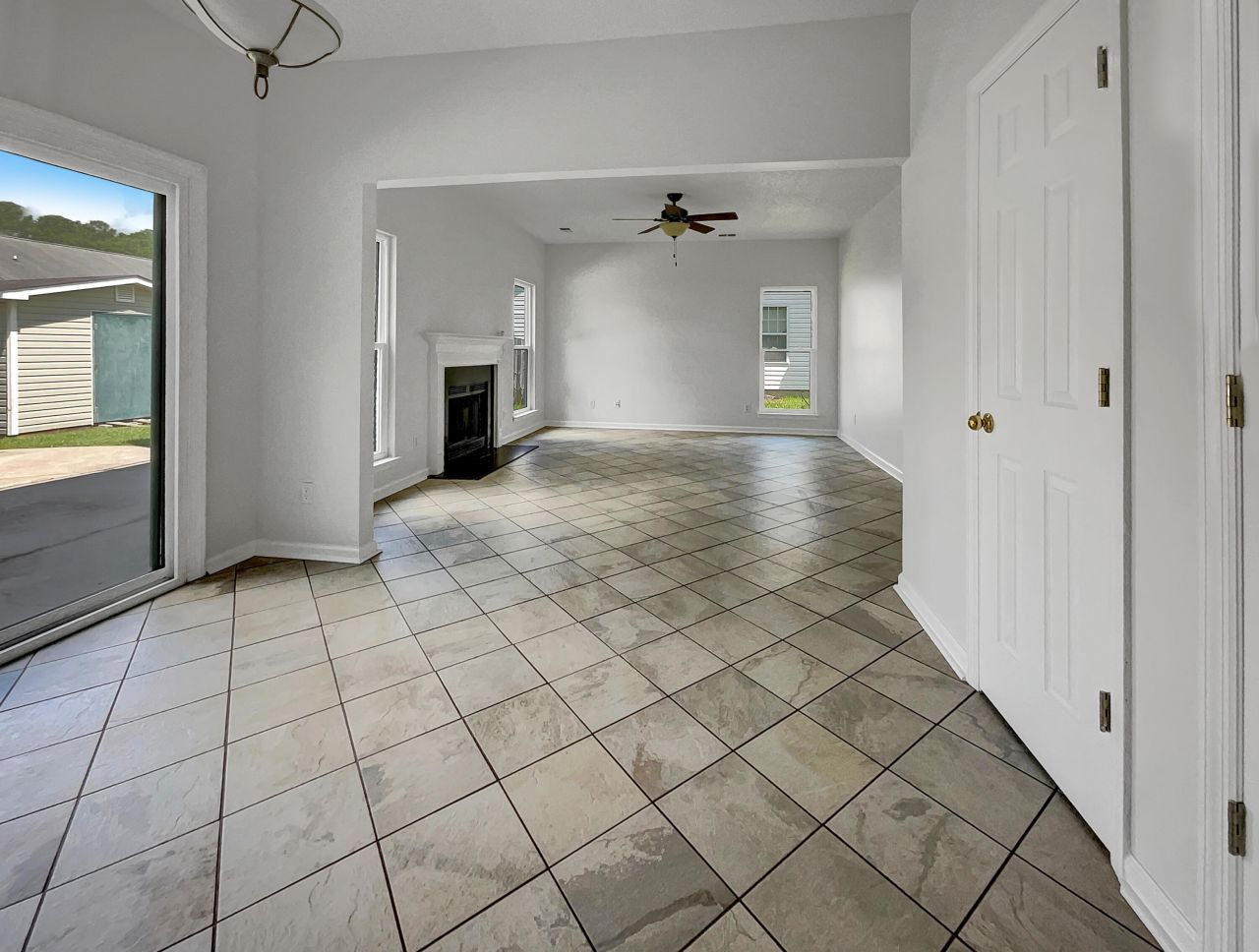 112 Jasmine Lane Photo 10