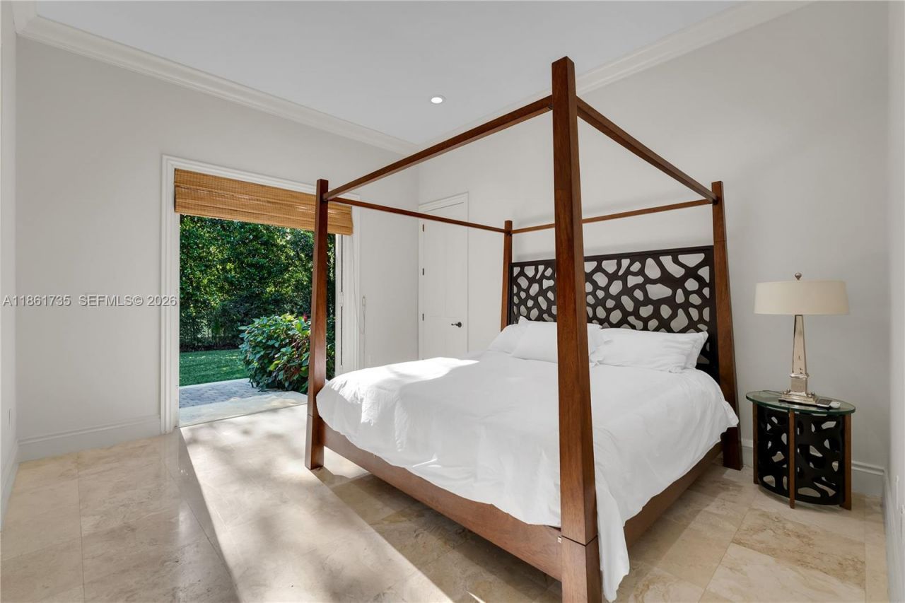 5100 SW 86th St, Miami, FL 33143 Photo