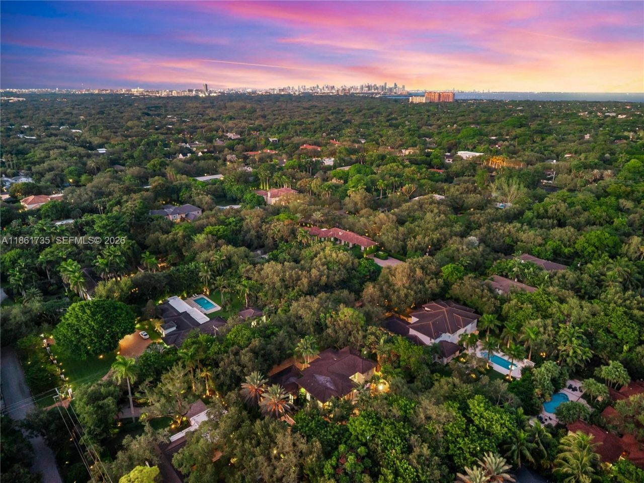 5100 SW 86th St, Miami, FL 33143 Photo