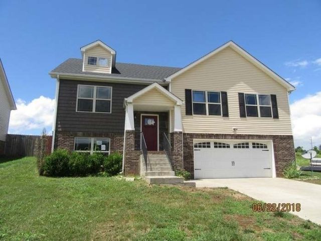1157 Ishee Dr, Clarksville, TN 37042 Main Photo
