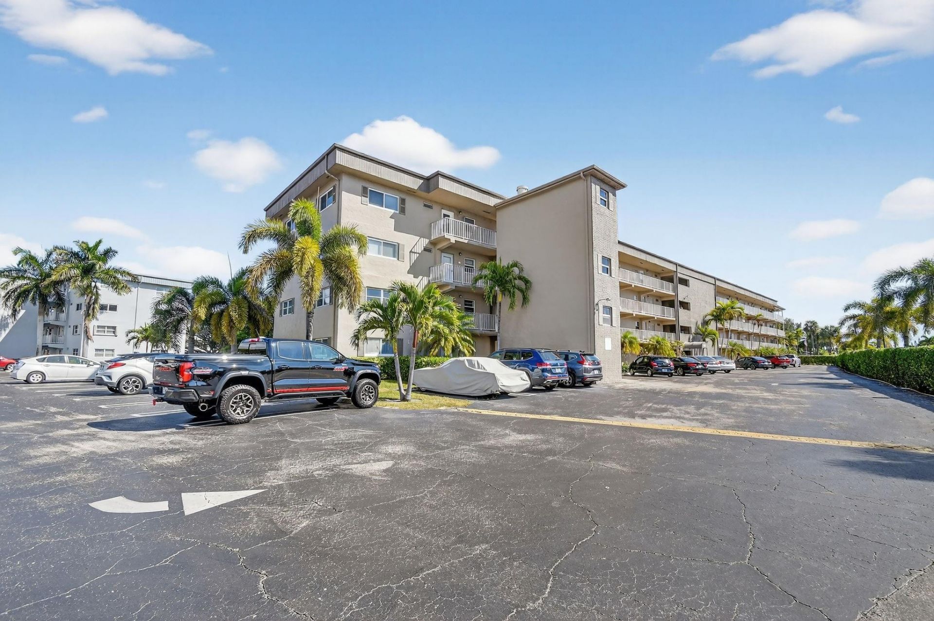 2300 NE 1st Ln, Unit 201, Boynton Beach, FL 33435 Photo