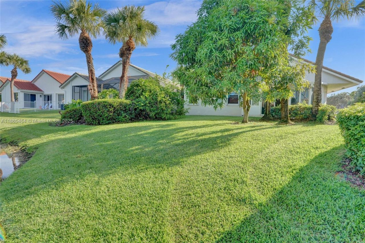 1485 W Lacosta Dr W, Pembroke Pines, FL 33027 Photo