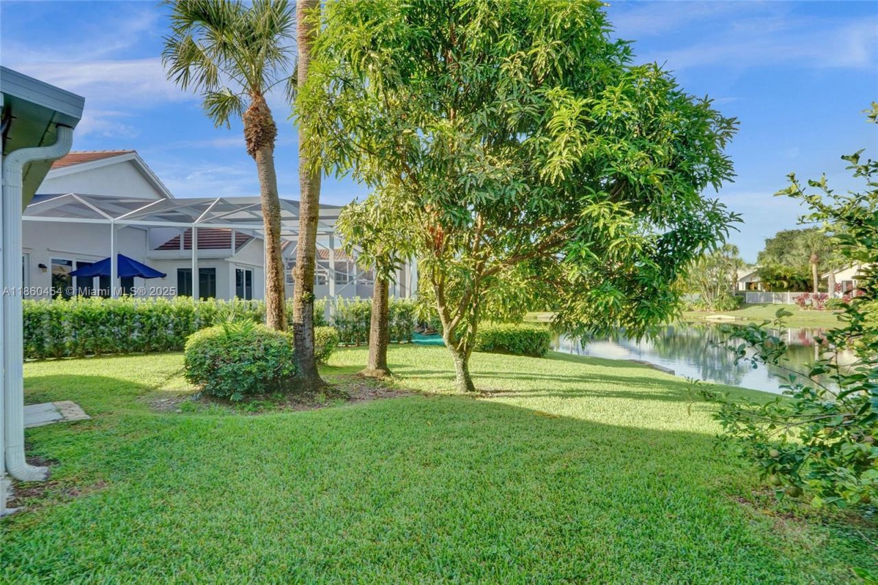 1485 W Lacosta Dr W, Pembroke Pines, FL 33027 Photo