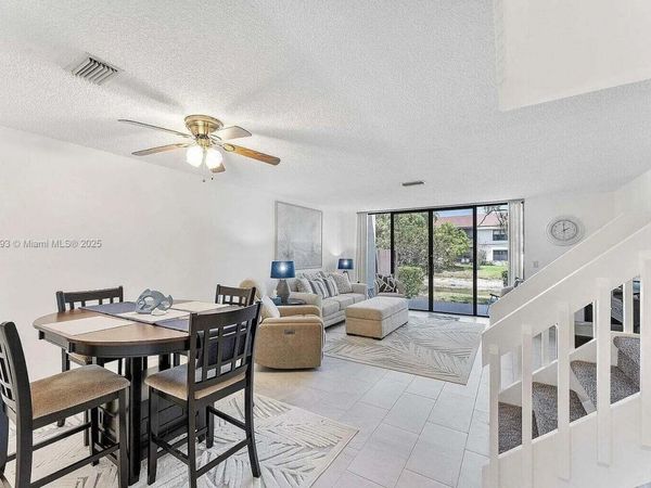 4575 S Carambola Cir S, Unit 27206, Coconut Creek, FL 33066