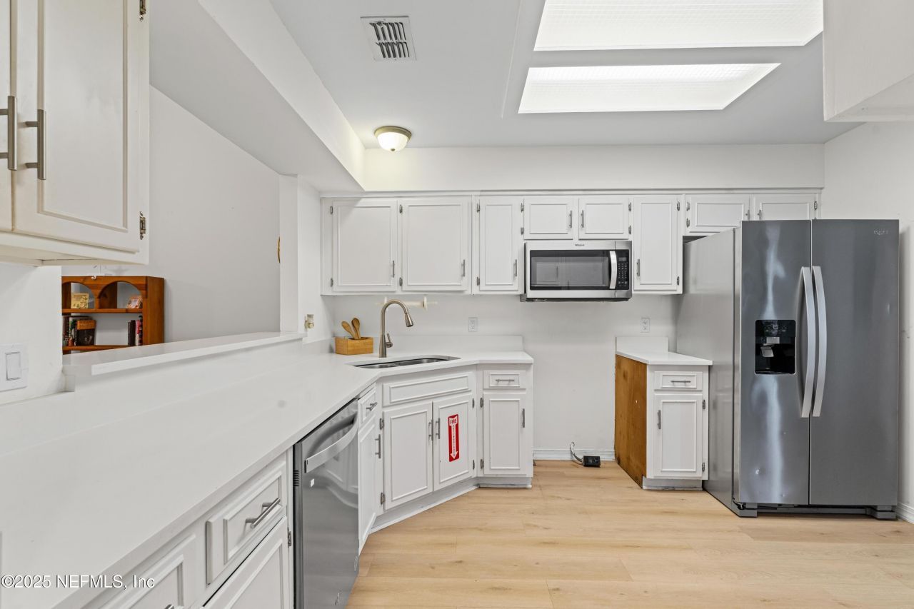 5590 La Moya Avenue, Jacksonville, FL 32210 Photo