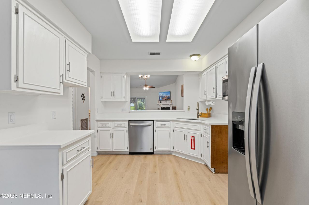 5590 La Moya Avenue, Jacksonville, FL 32210 Photo