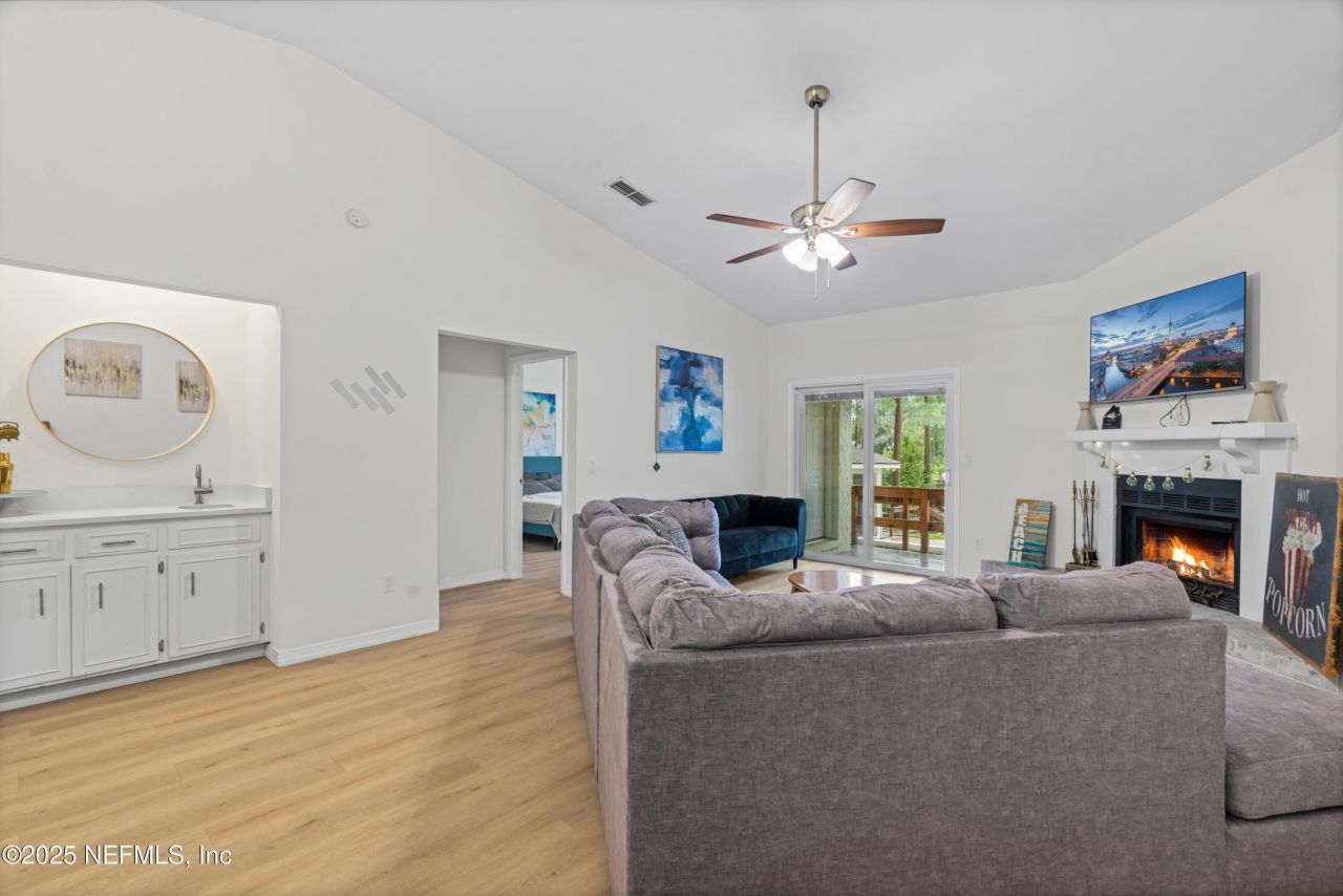 5590 La Moya Avenue, Jacksonville, FL 32210 Photo