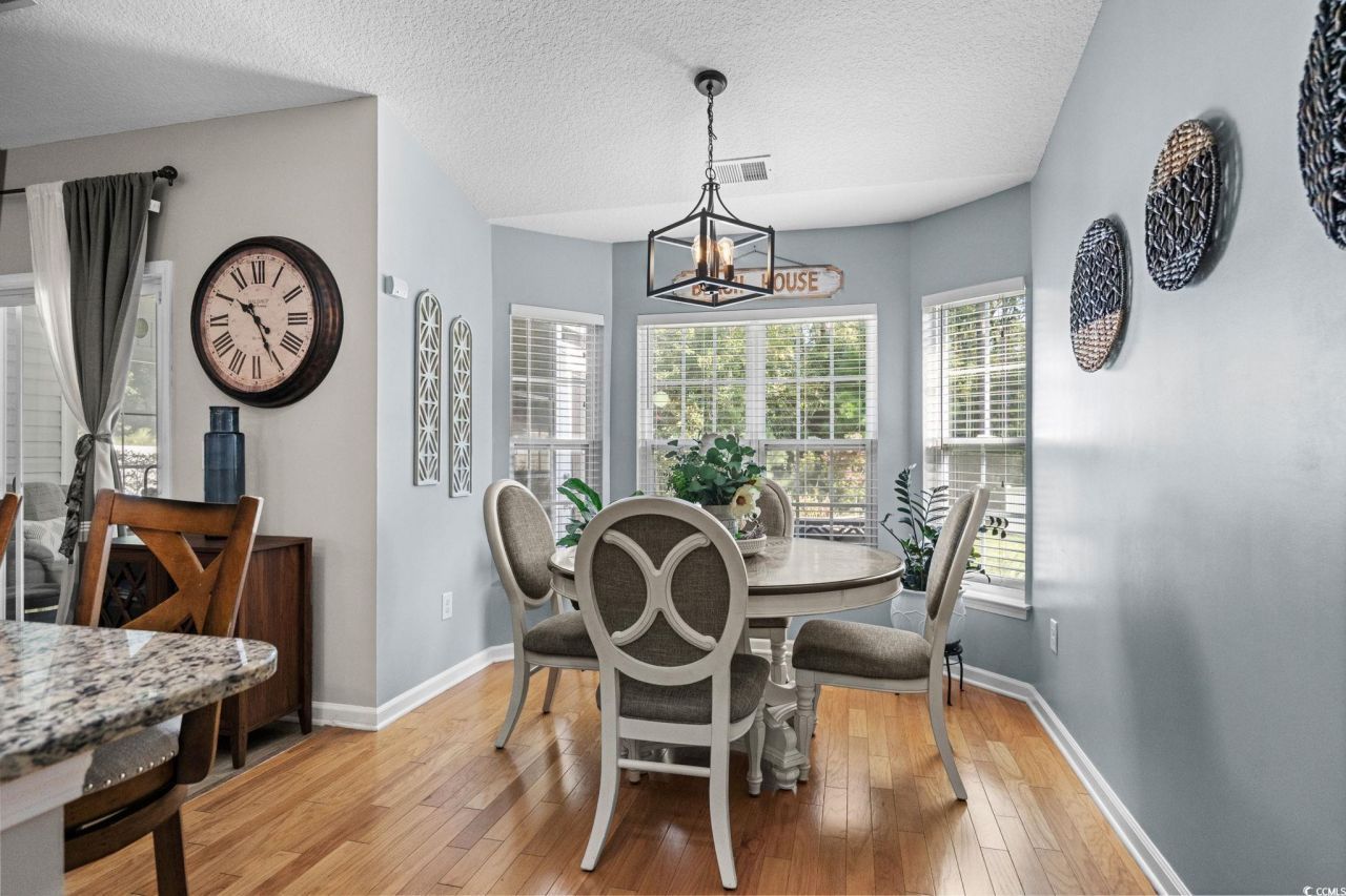 721 Old Castle Loop Photo 15