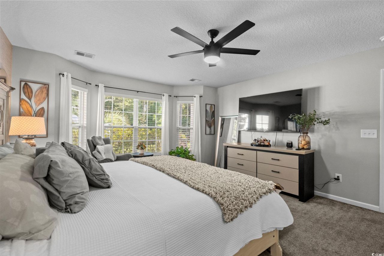 721 Old Castle Loop Photo 5